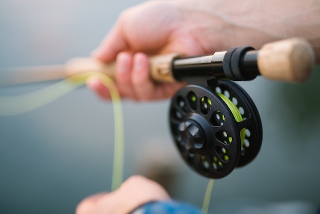 Read more about the article Unraveling the Art of Choosing the Perfect Fishing Rod with Deep Lake Fishing